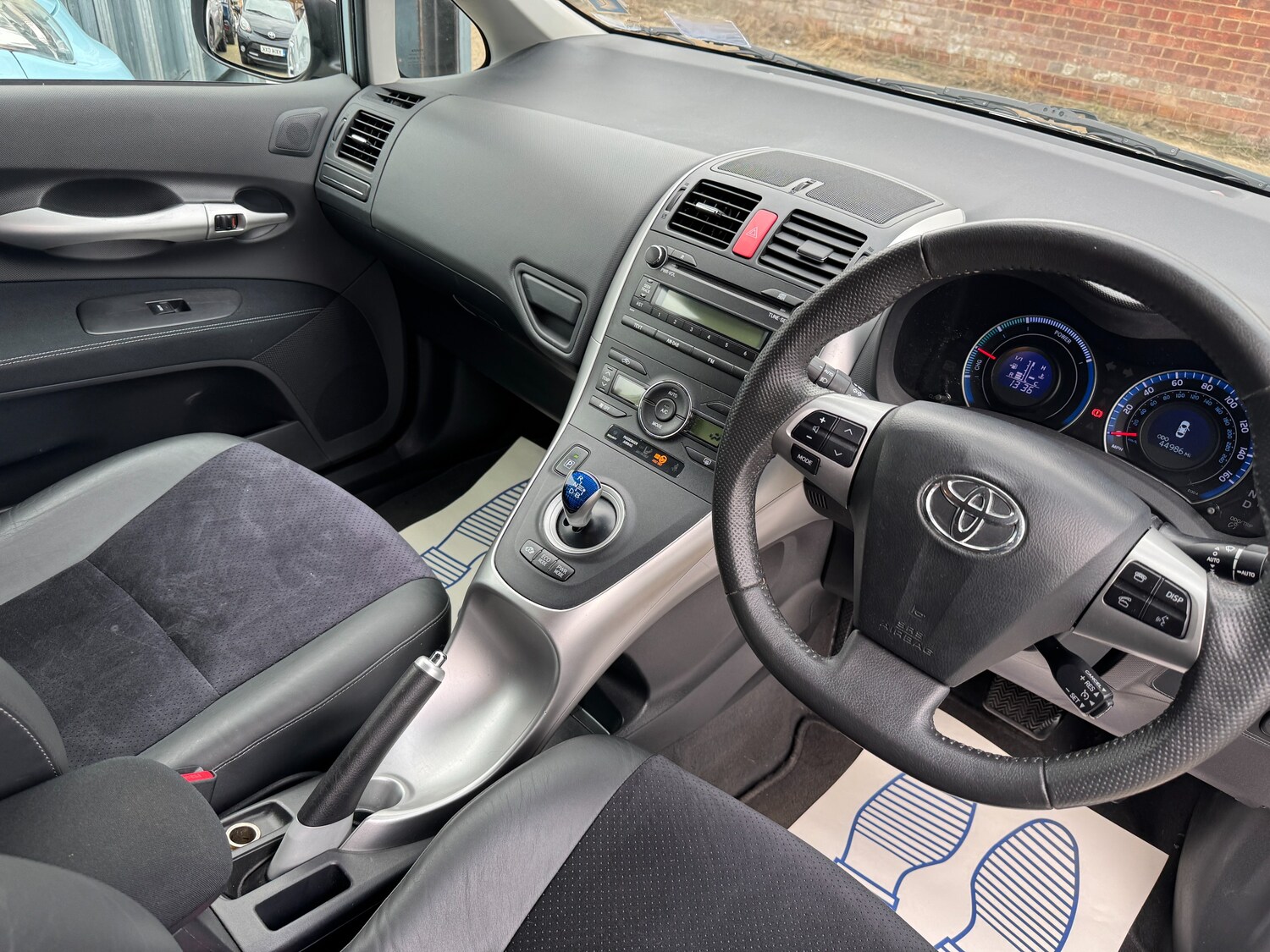 Used Toyota Auris 2011 for sale - 77733433: Photo 55