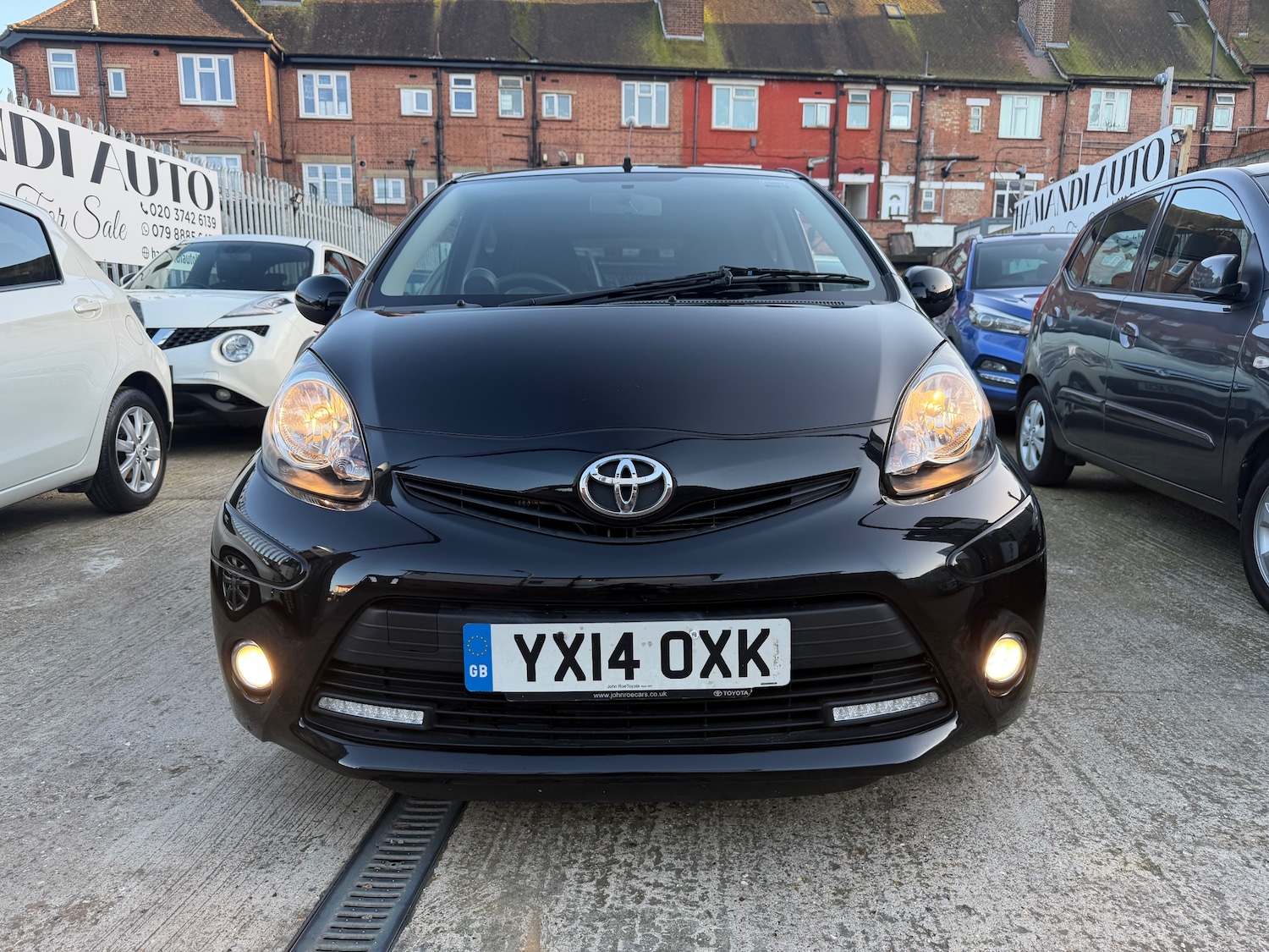 Used Toyota AYGO 2014 for sale - 77919142: Photo 5