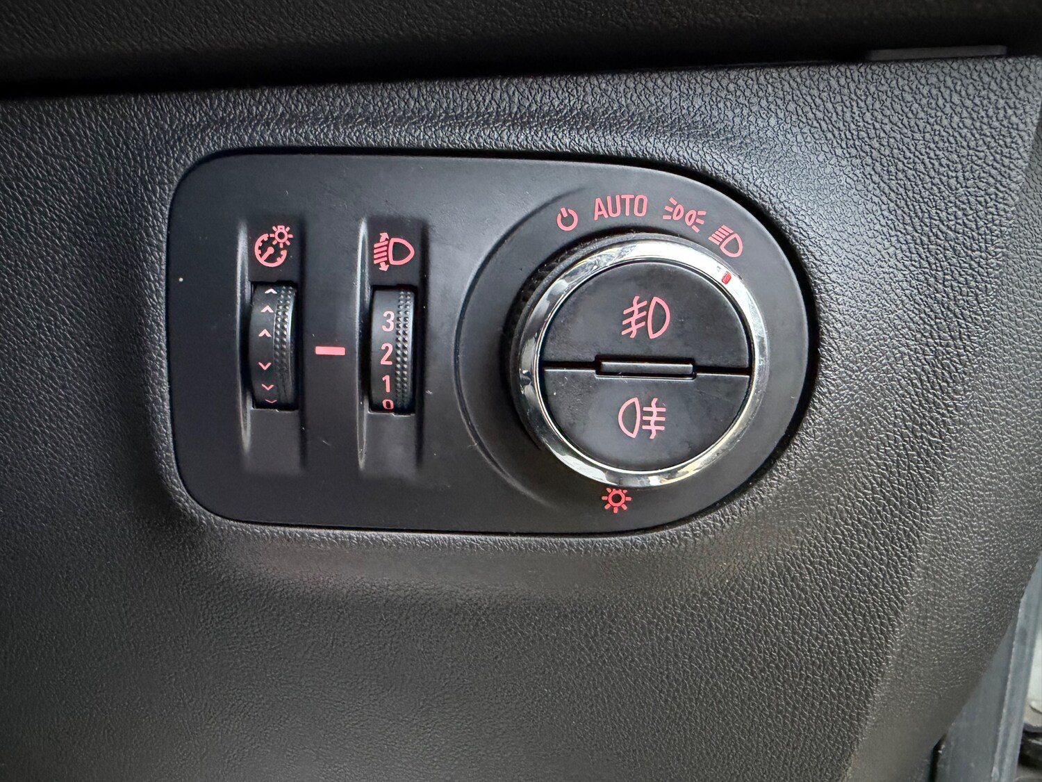 Used Vauxhall Corsa for sale - 77368785: Photo 23