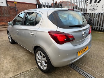 Used Vauxhall Corsa 2015 for sale - 77368785: Photo