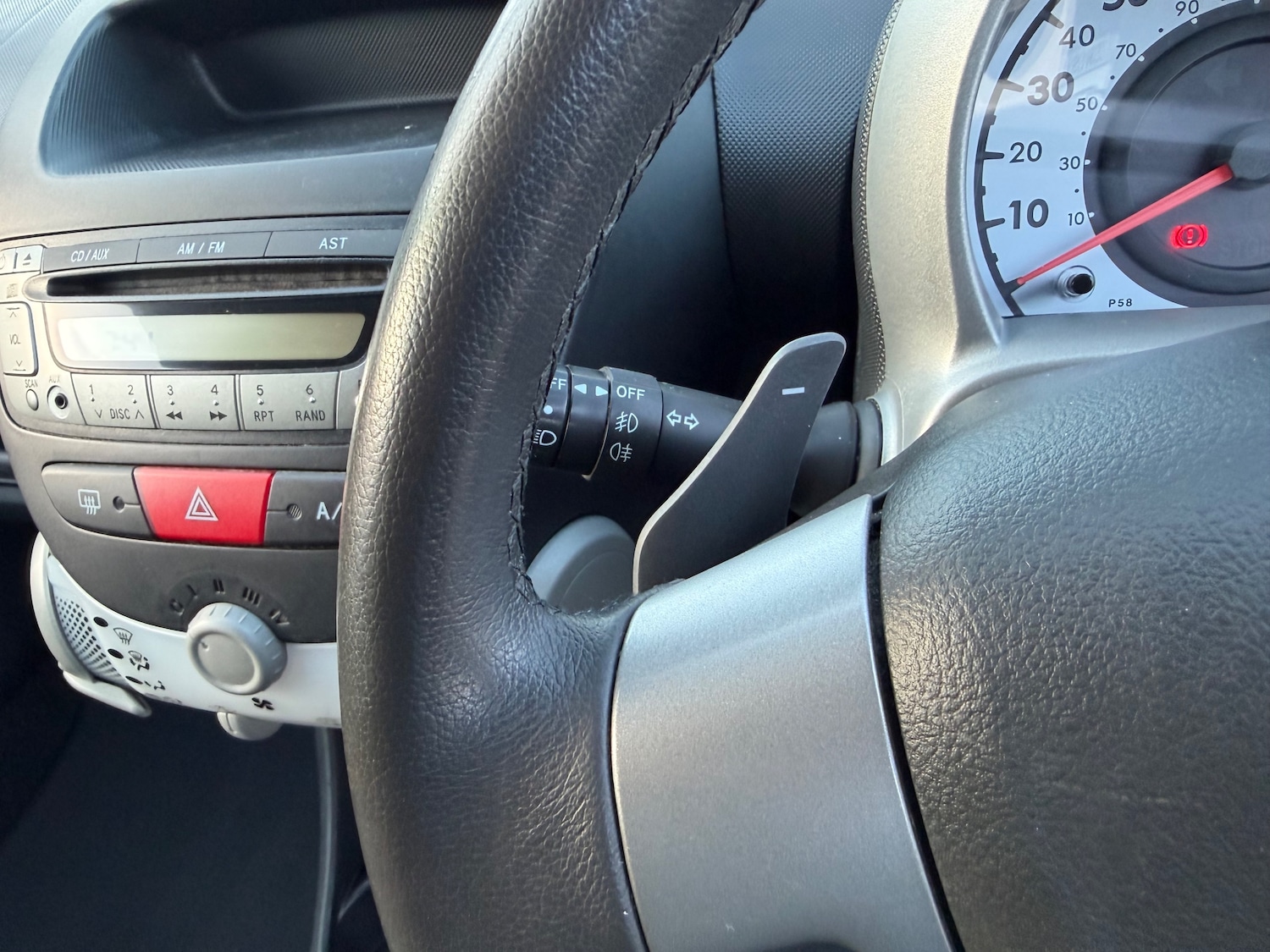 Used Toyota AYGO 2014 for sale - 77919135: Photo 10