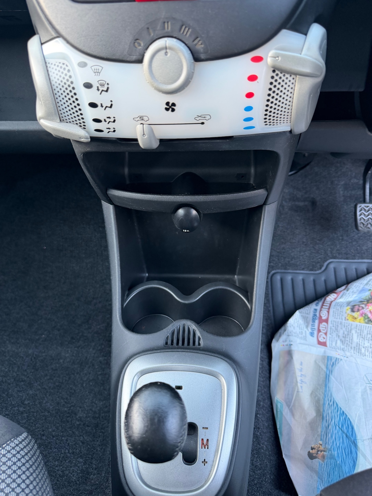 Used Toyota AYGO 2014 for sale - 77919135: Photo 26