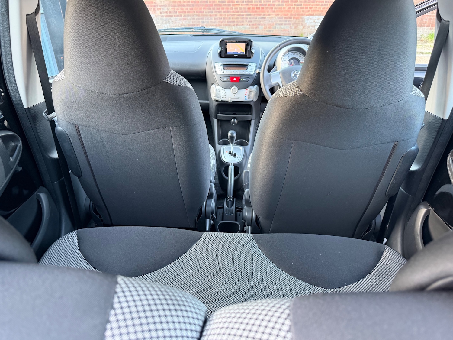 Used Toyota AYGO 2014 for sale - 77919135: Photo 27