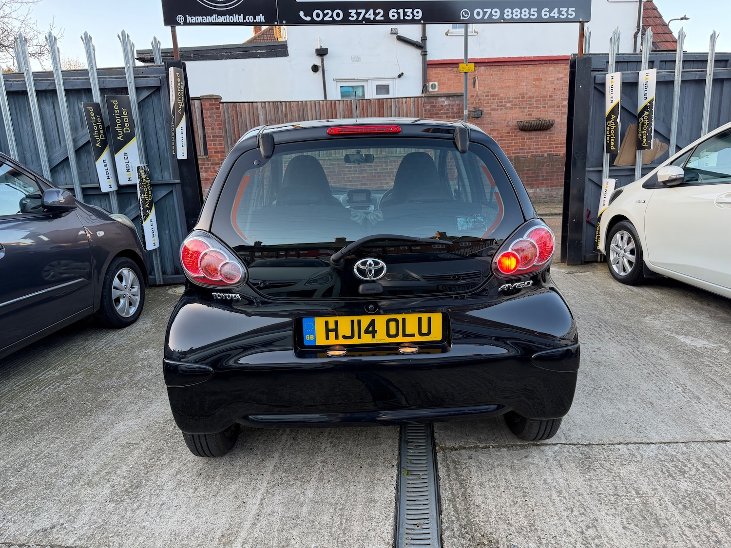 Used Toyota AYGO 2014 for sale - 77919135: Photo 3