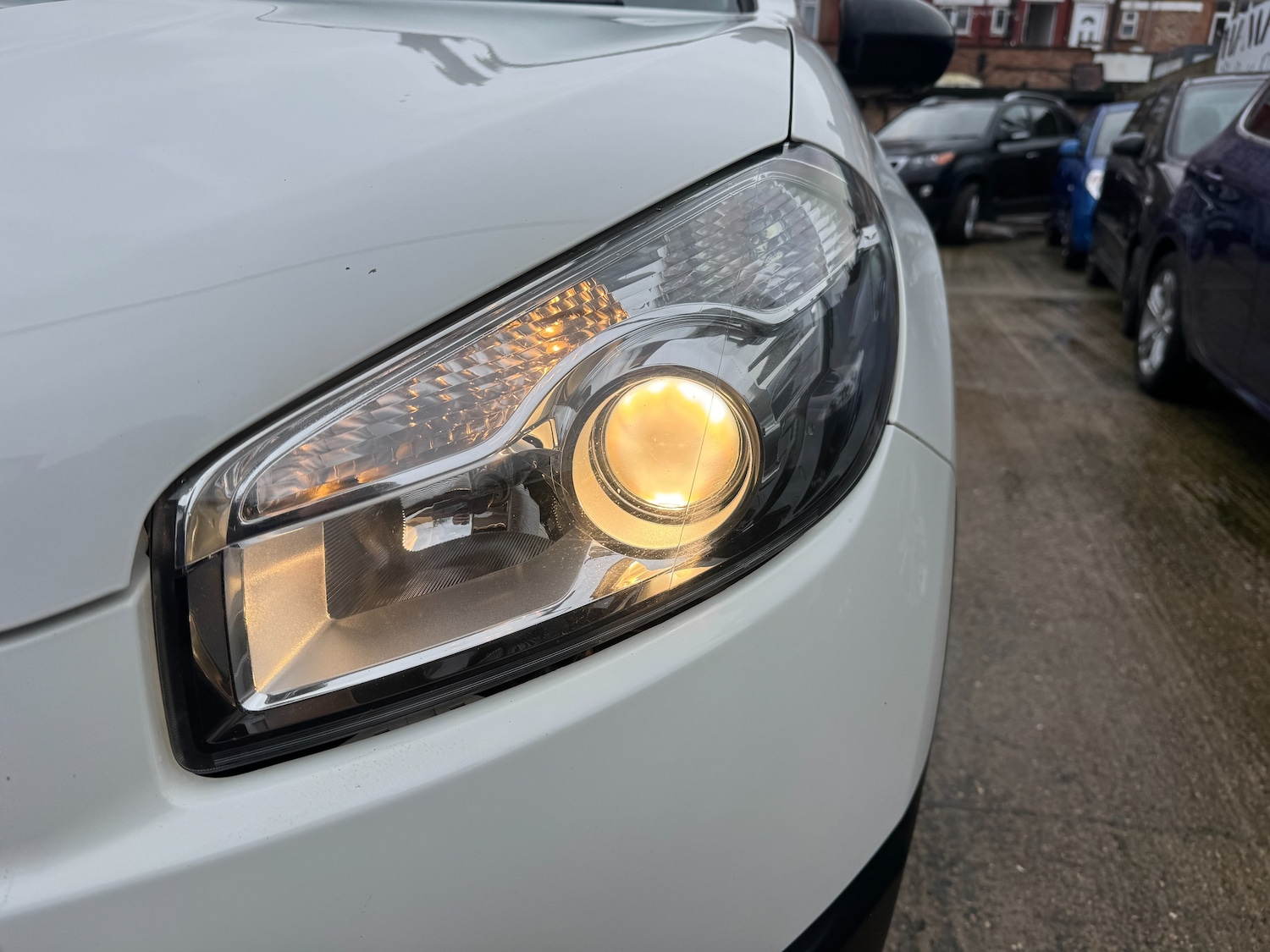 Used Nissan Qashqai 2013 for sale - 77319697: Photo 11