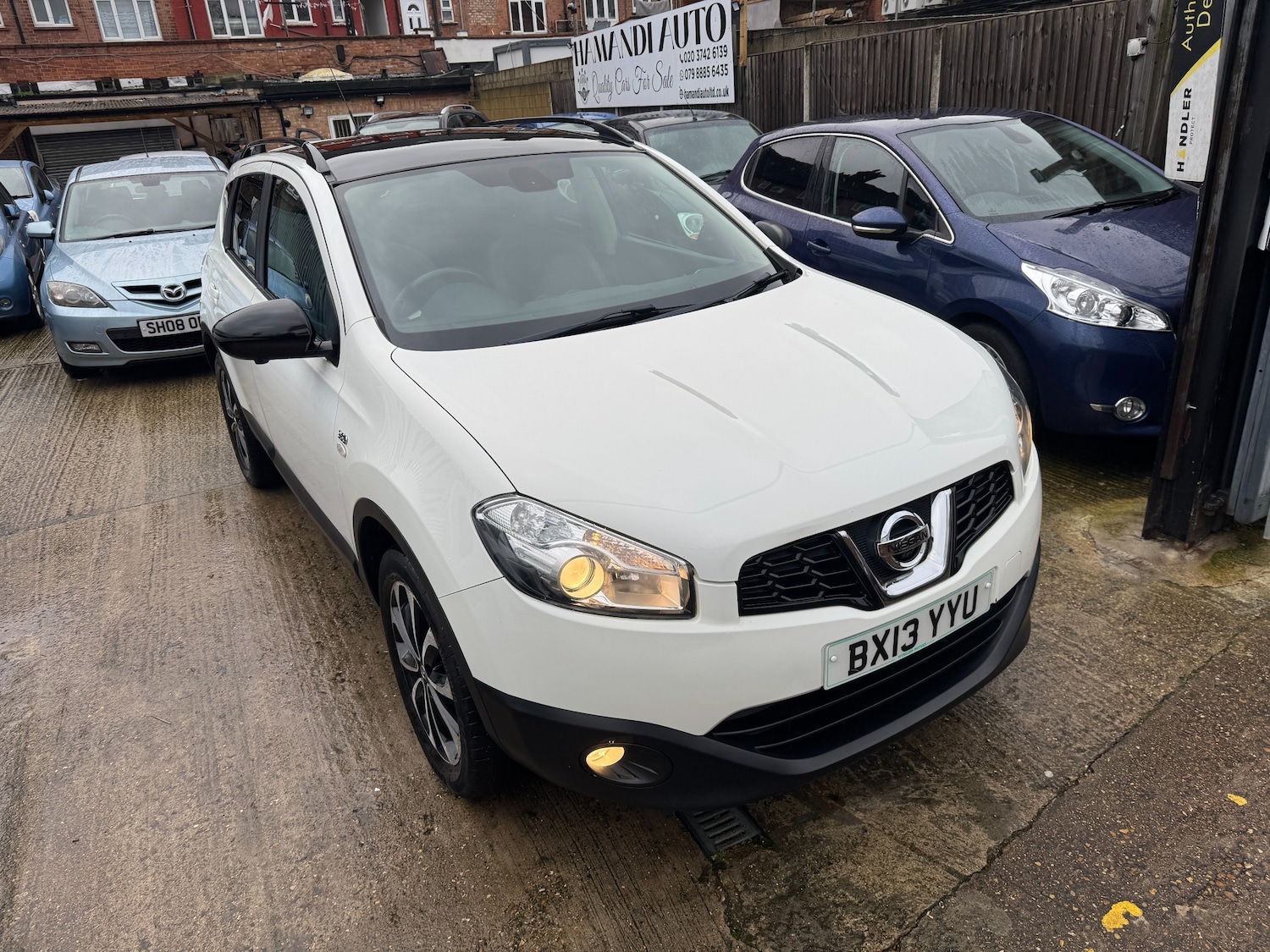 Used Nissan Qashqai 2013 for sale - 77319697: Photo 17