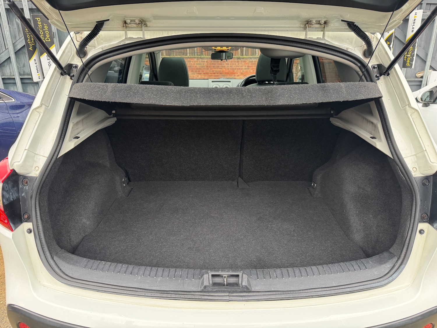 Used Nissan Qashqai 2013 for sale - 77319697: Photo 37