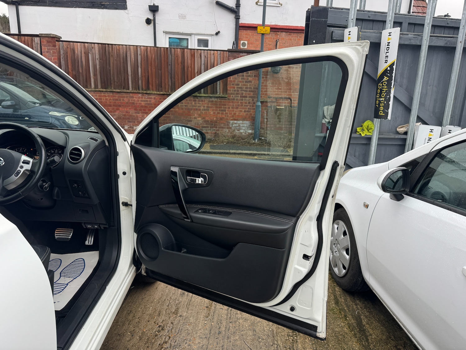 Used Nissan Qashqai 2013 for sale - 77319697: Photo 48