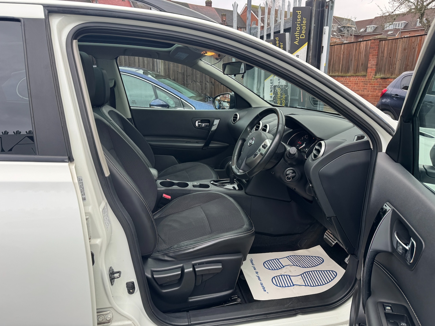 Used Nissan Qashqai 2013 for sale - 77319697: Photo 51