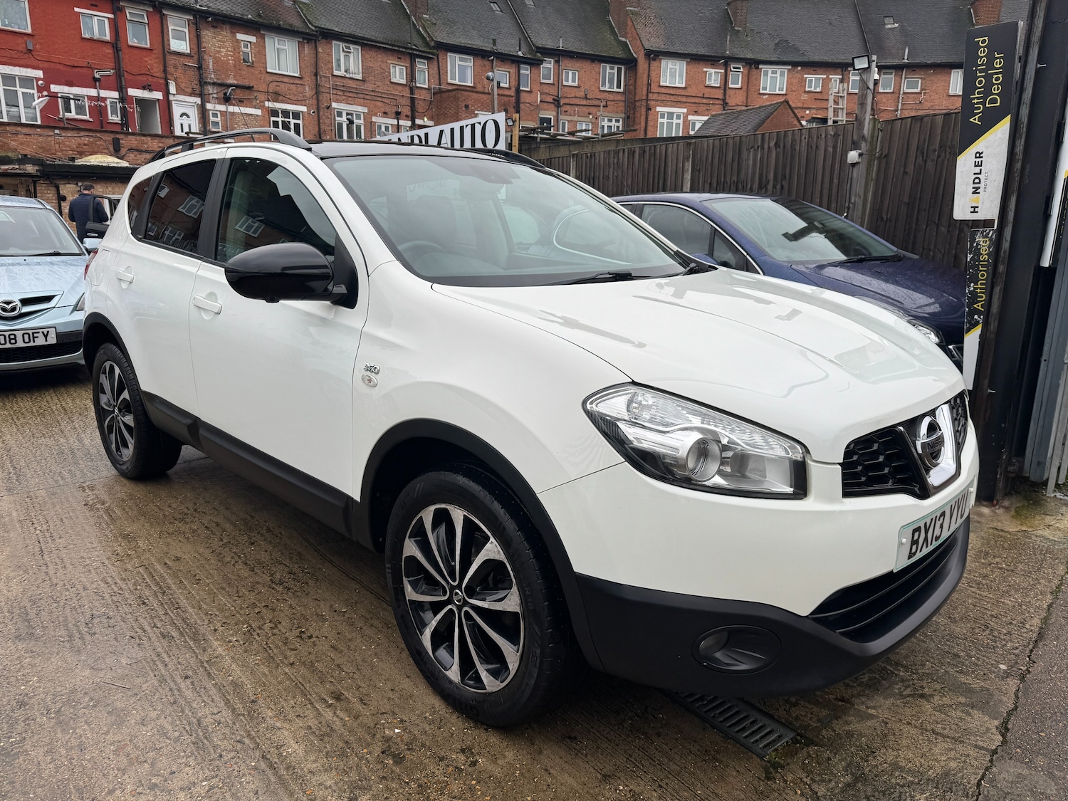 Used Nissan Qashqai 2013 for sale - 77319697: Photo 6