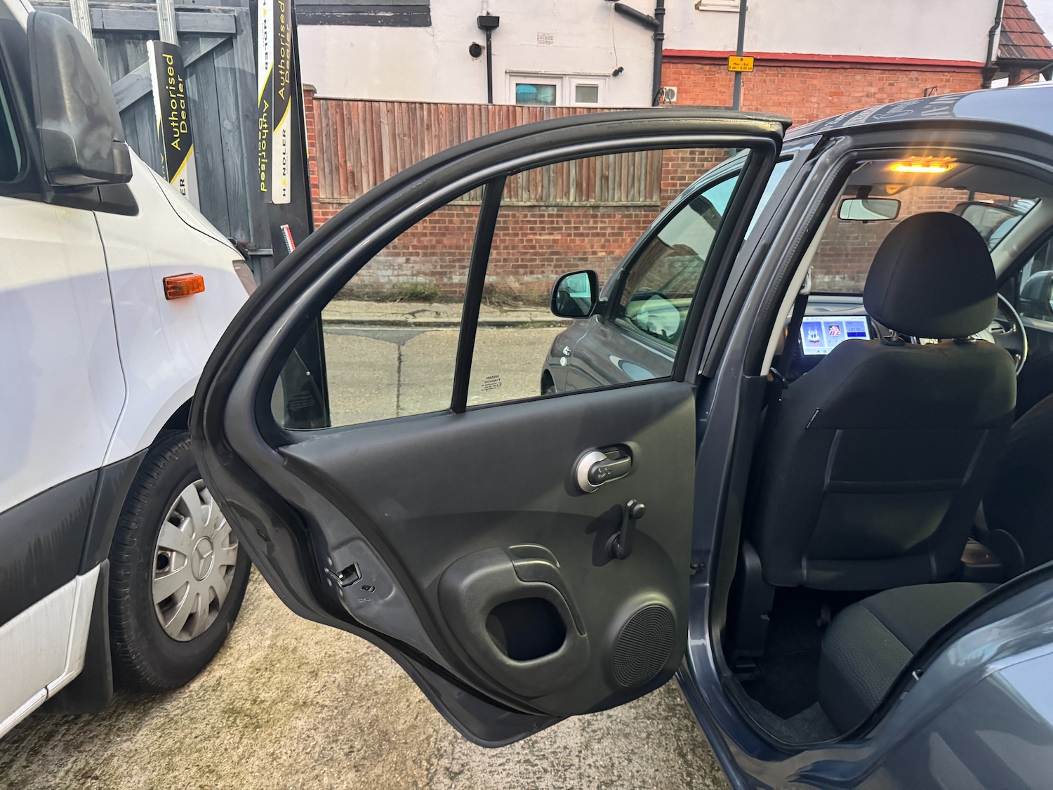 Used Nissan Micra 2010 for sale - 76754753: Photo 19