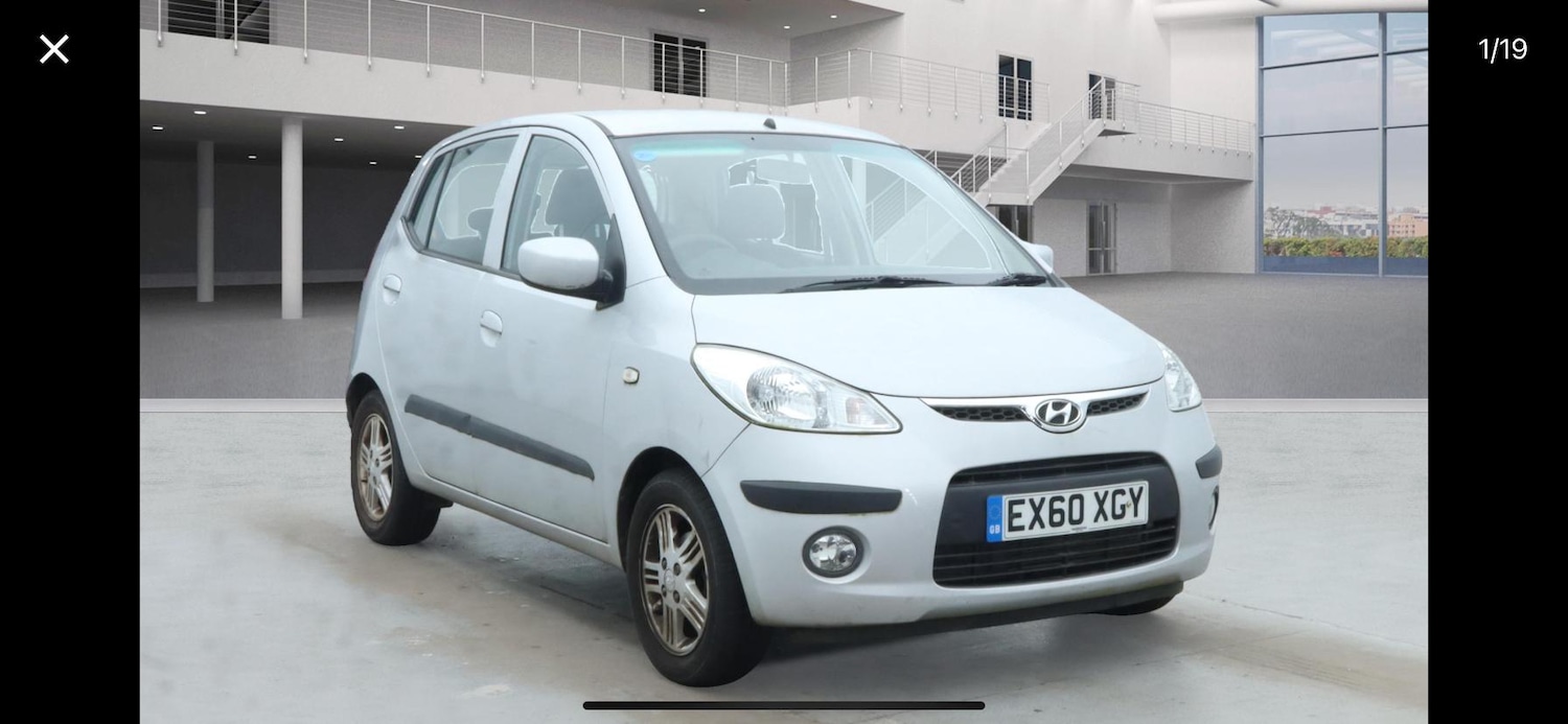 Used Hyundai i10 2010 for sale - 76552103: Photo 2