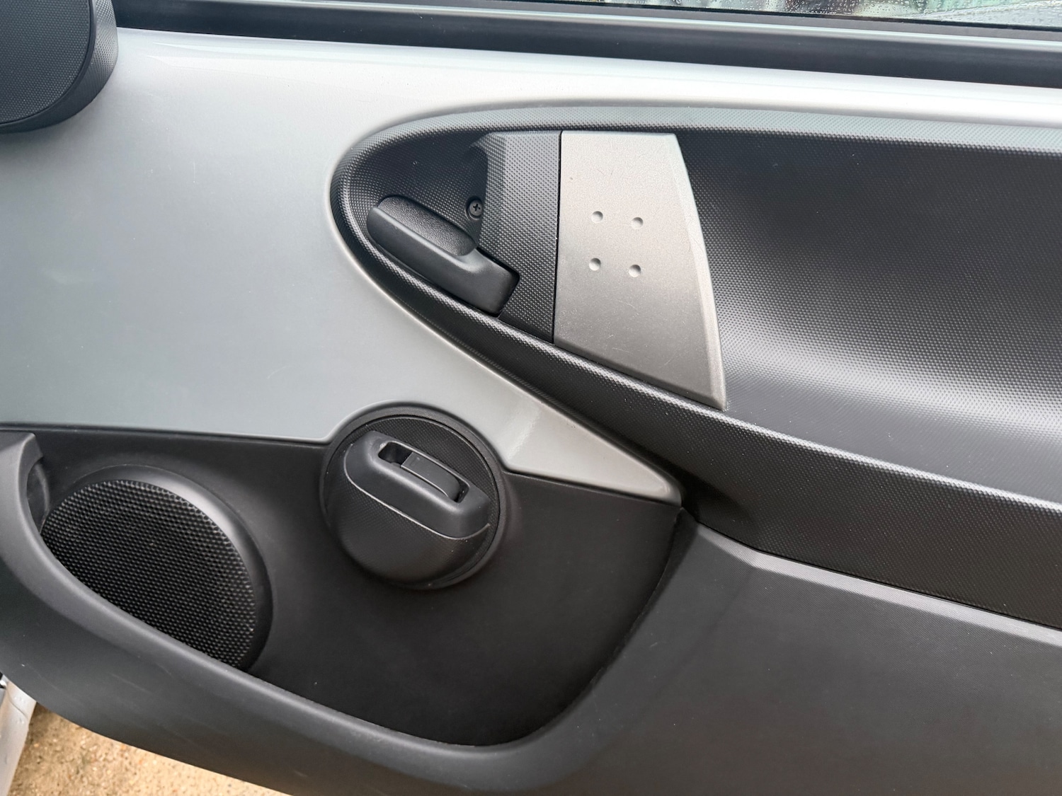 Used Peugeot 107 for sale - 77256560: Photo 13