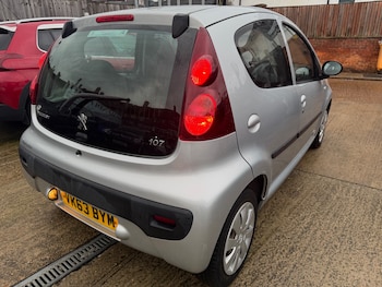 Used Peugeot 107 2013 for sale - 77256560: Photo