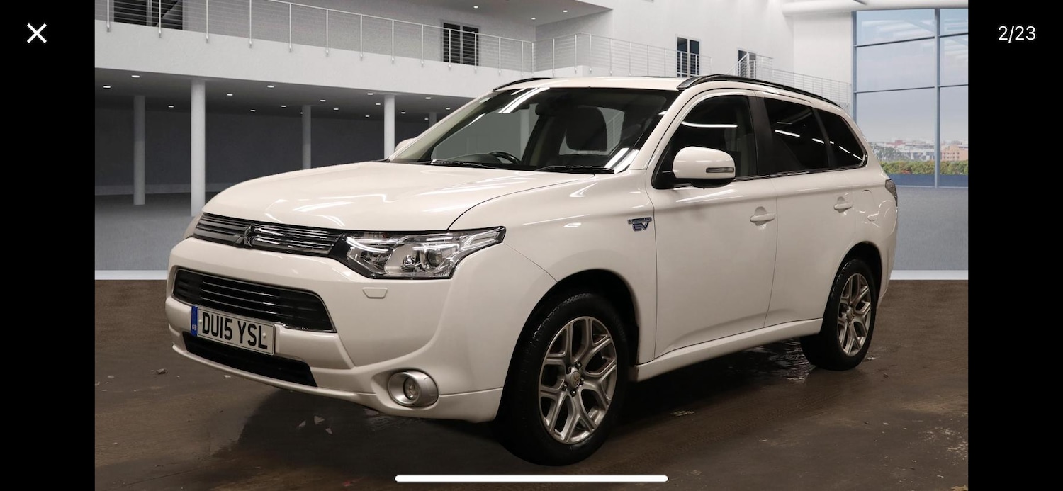 Used Mitsubishi Outlander 2015 for sale - 76928158: Photo 2
