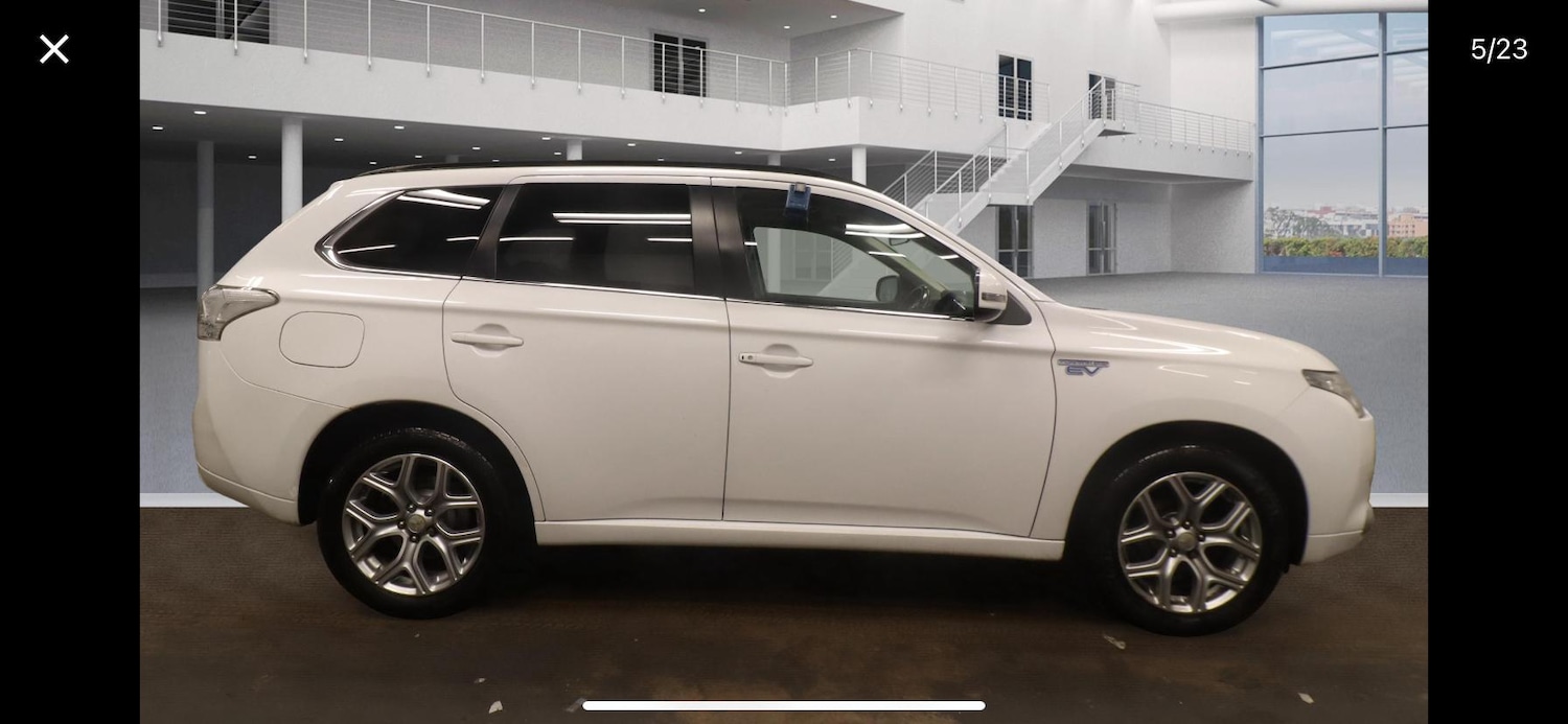 Used Mitsubishi Outlander 2015 for sale - 76928158: Photo 5