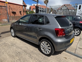 Used Volkswagen Polo 2013 for sale - 78591094: Photo