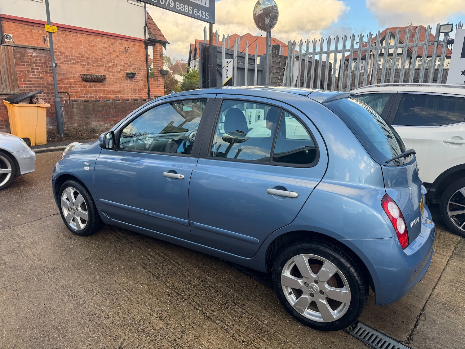Used Nissan Micra 2010 for sale - 76804318: Photo 2