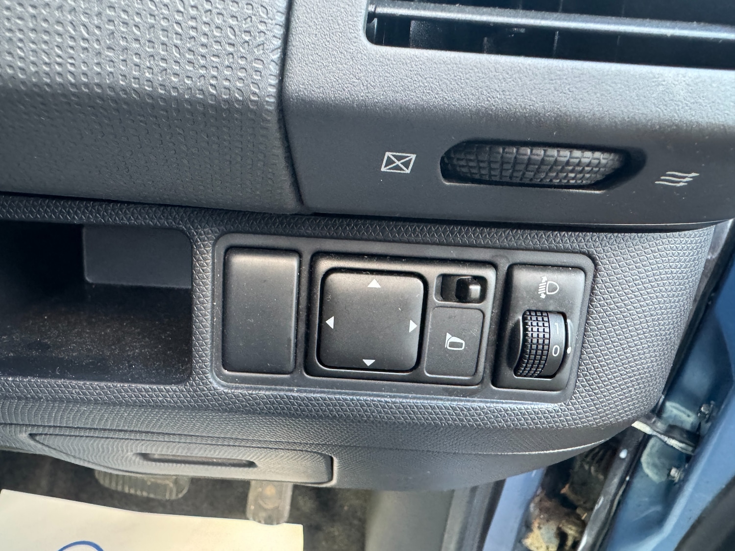 Used Nissan Micra 2010 for sale - 76804318: Photo 40