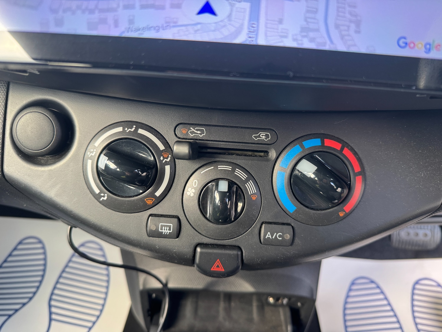 Used Nissan Micra 2010 for sale - 76804318: Photo 51