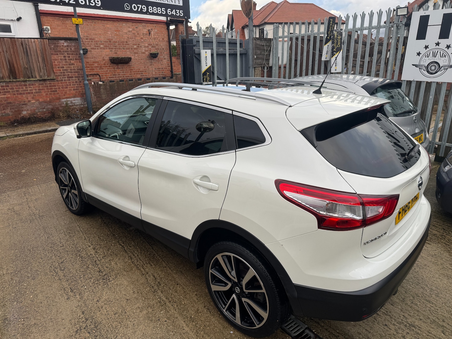 Used Nissan Qashqai 2017 for sale - 76754759: Photo 19