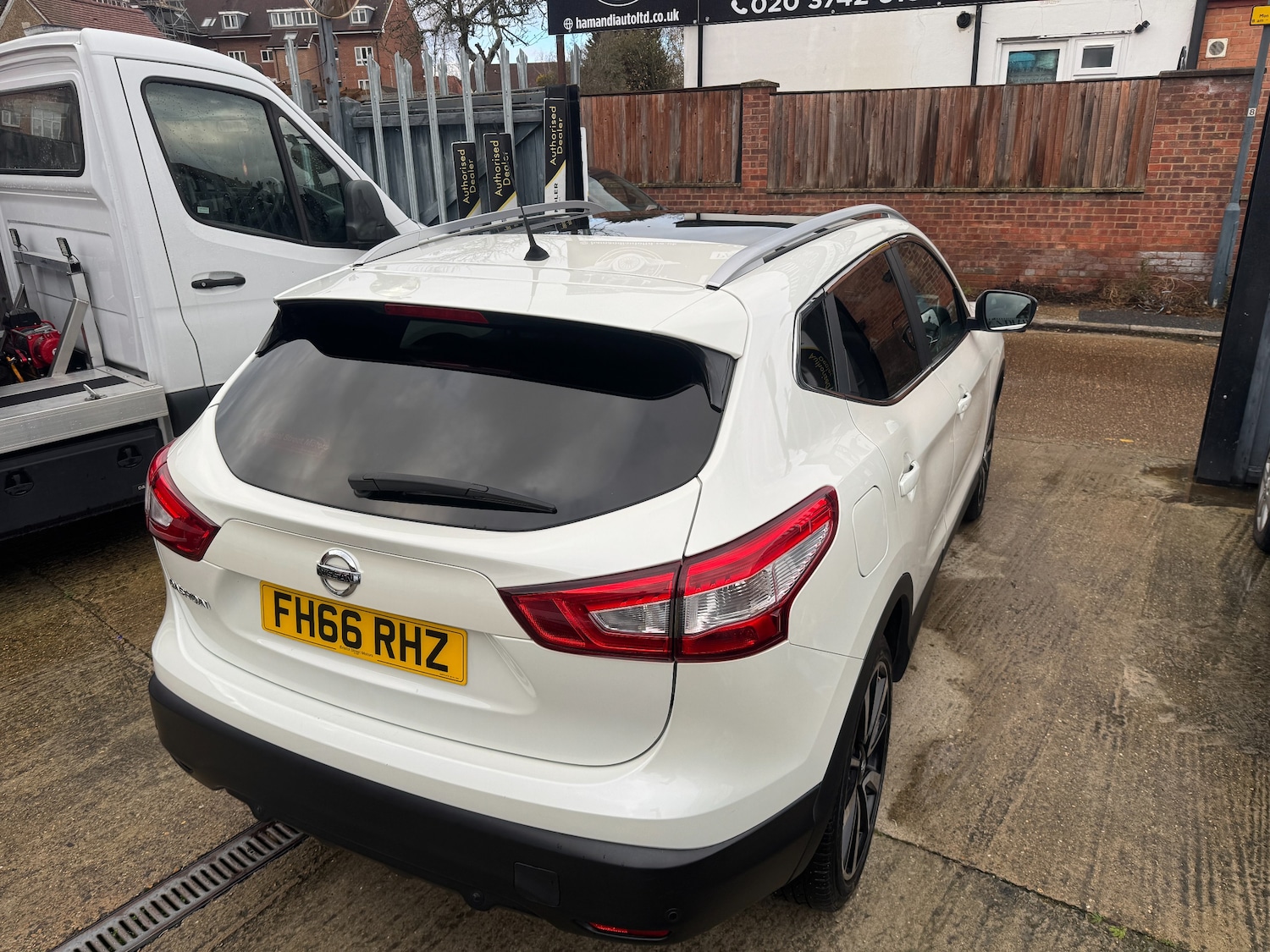 Used Nissan Qashqai 2017 for sale - 76754759: Photo 20