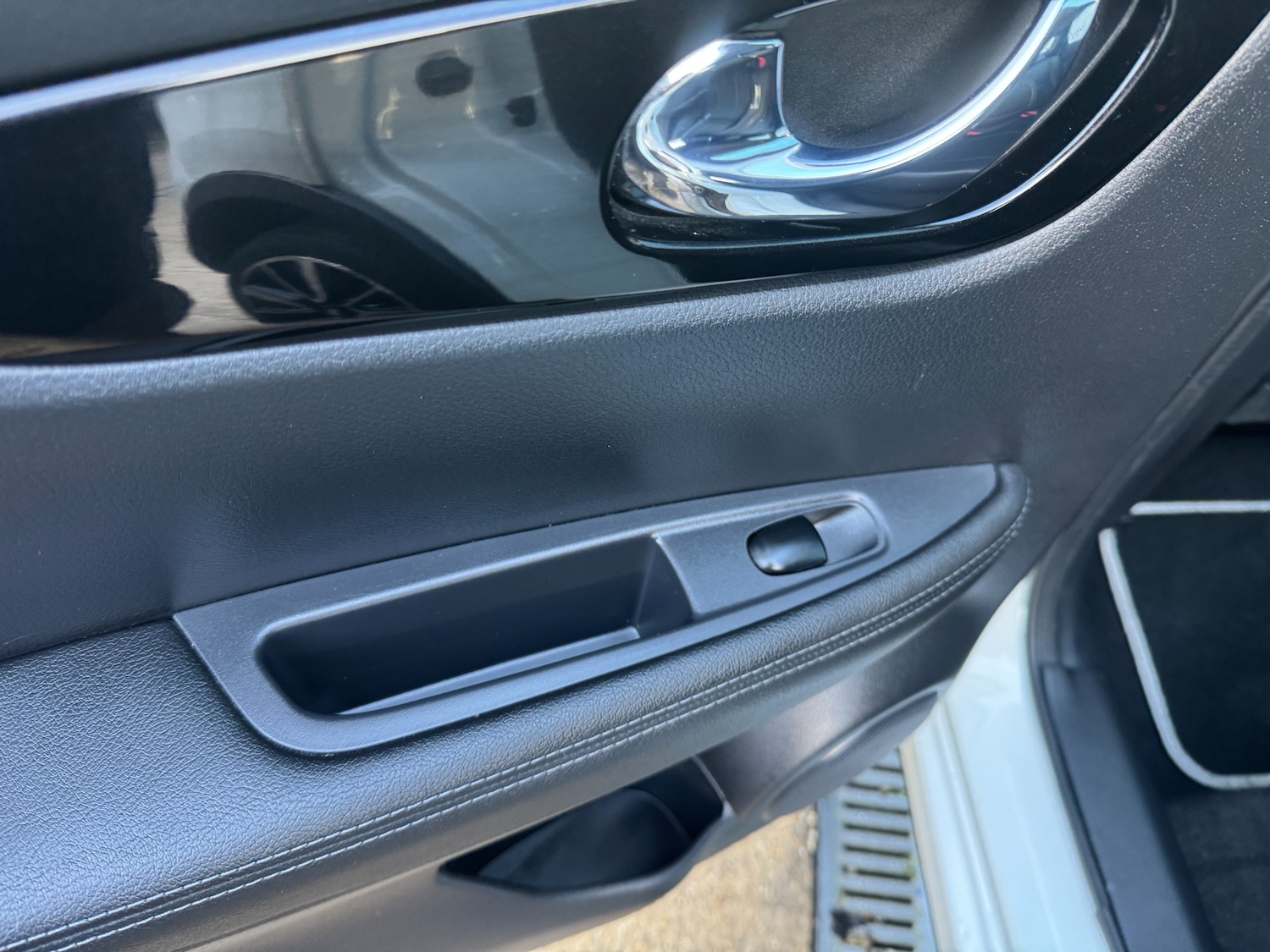 Used Nissan Qashqai 2017 for sale - 76754759: Photo 31