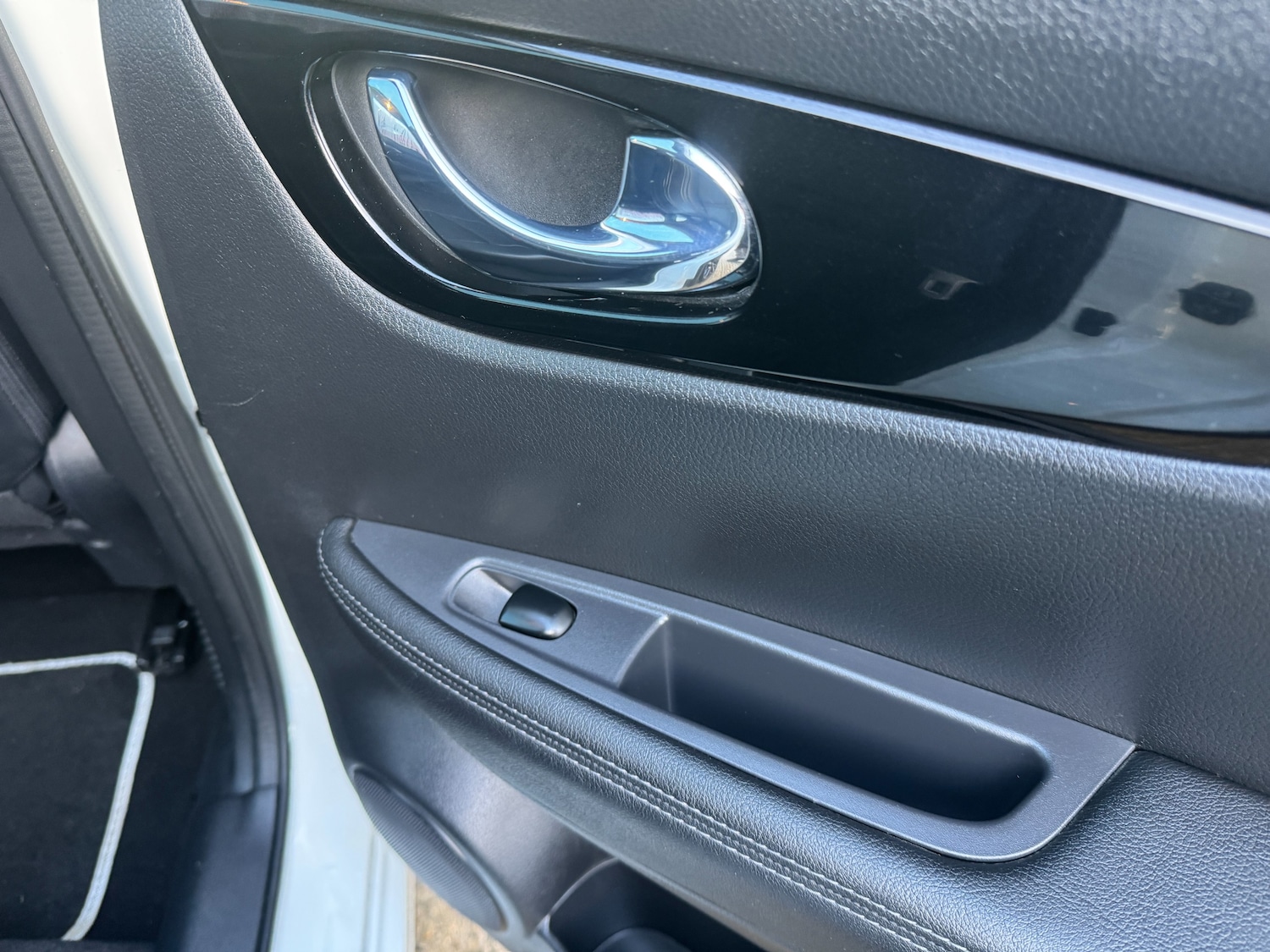 Used Nissan Qashqai 2017 for sale - 76754759: Photo 37