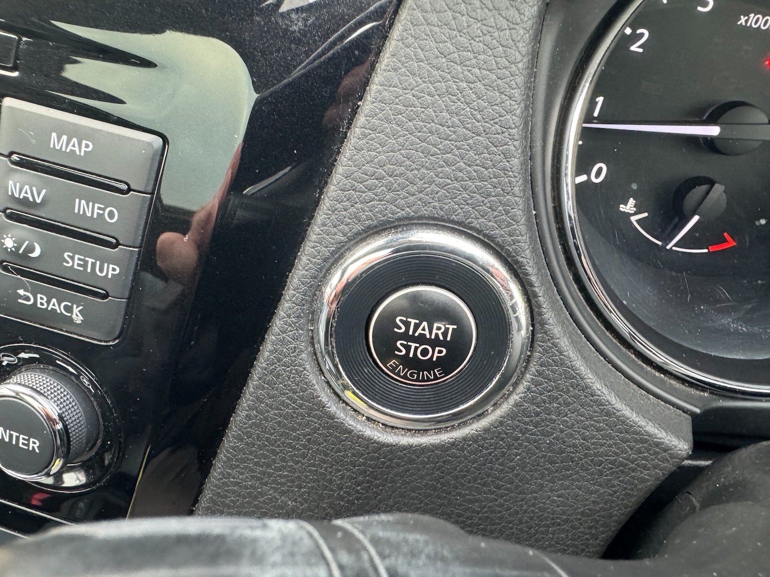 Used Nissan Qashqai 2017 for sale - 76754759: Photo 40