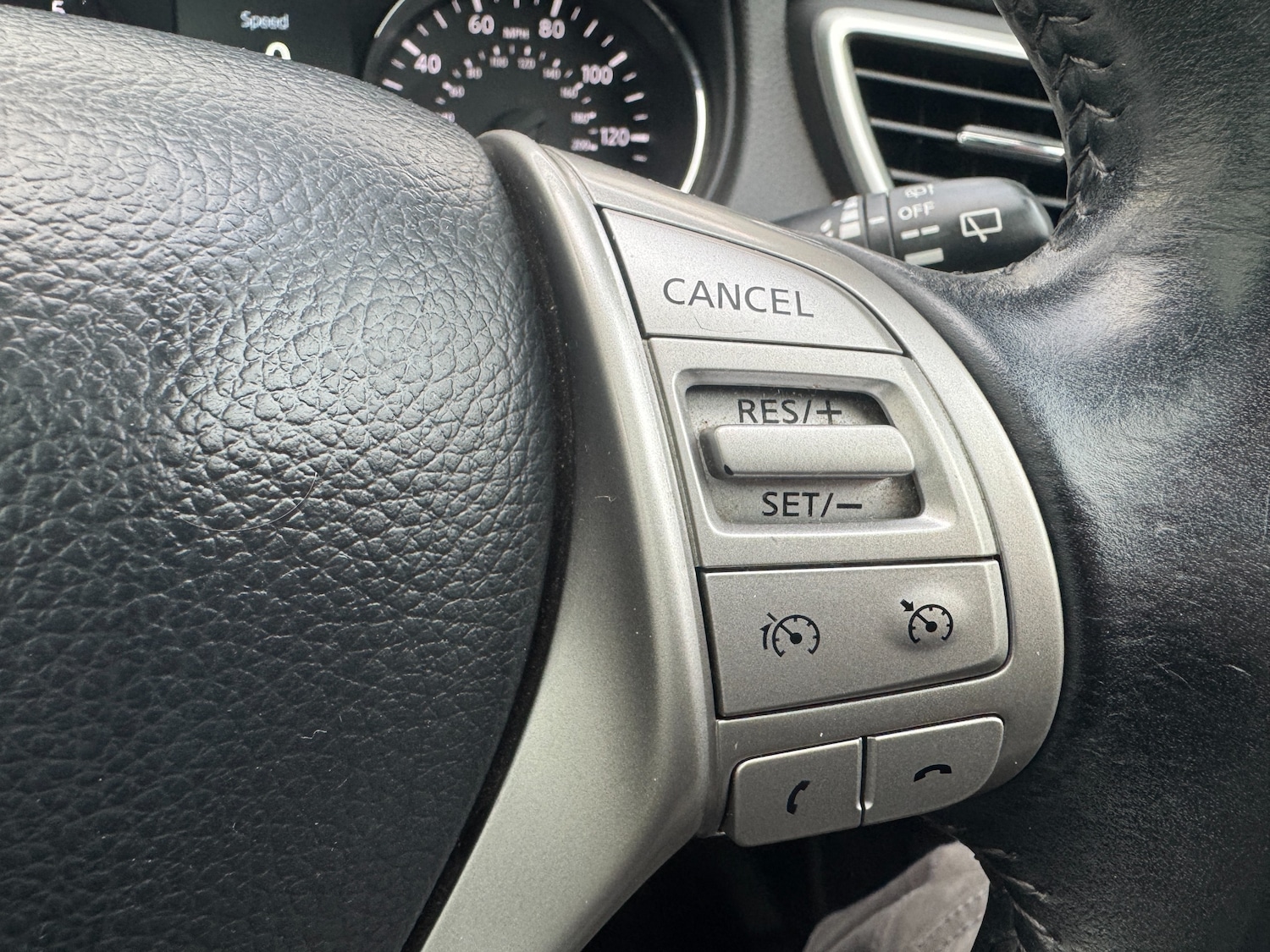 Used Nissan Qashqai 2017 for sale - 76754759: Photo 43