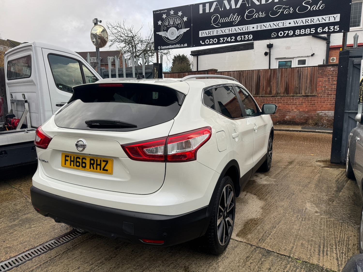 Used Nissan Qashqai 2017 for sale - 76754759: Photo 5