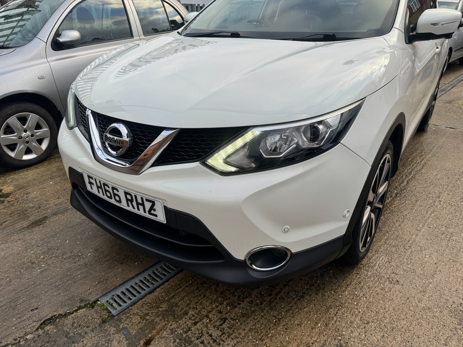 Used Nissan Qashqai 2017 for sale - 76754759: Photo 60