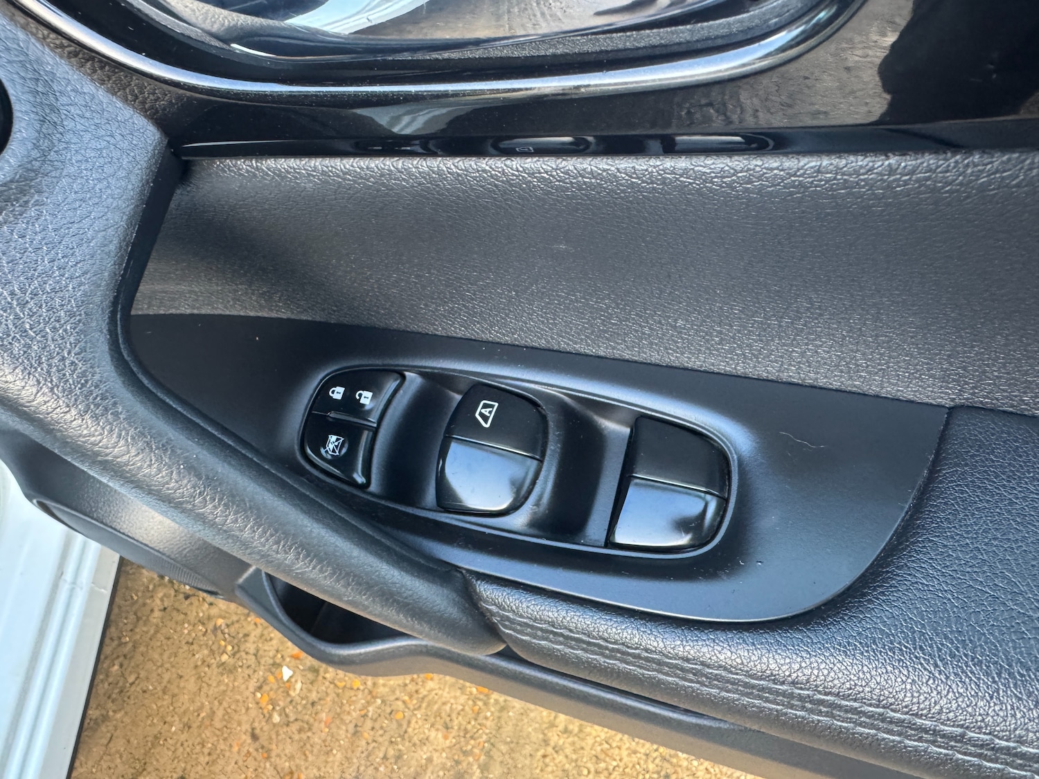 Used Nissan Qashqai 2017 for sale - 76754759: Photo 80