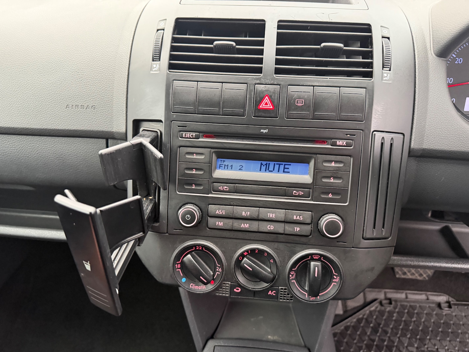 Used Volkswagen Polo 2008 for sale - 77256566: Photo 20