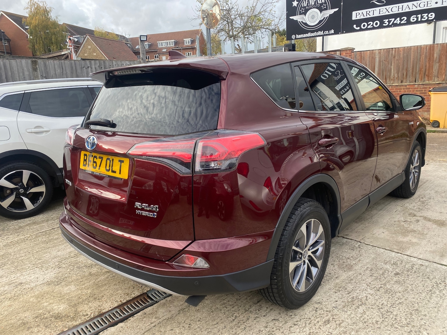 Used Toyota RAV4 2017 for sale - 76299774: Photo 2