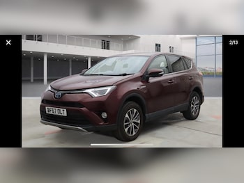 Used Toyota RAV4 2017 for sale - 76299774: Photo 2