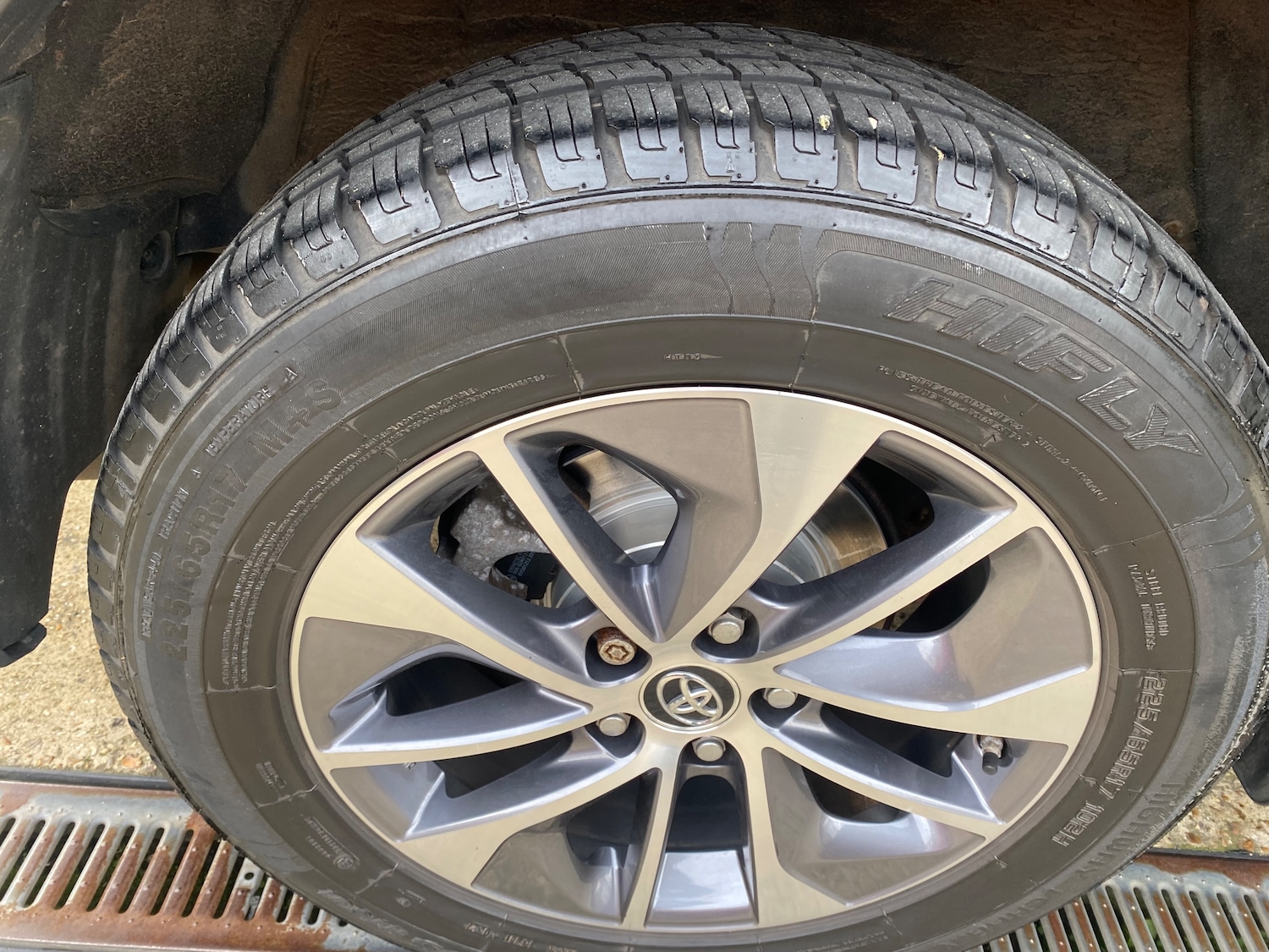 Used Toyota RAV4 2017 for sale - 76299774: Photo 31