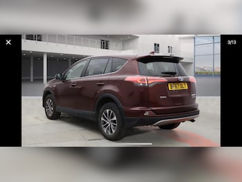Used Toyota RAV4 2017 for sale - 76299774: Photo 3