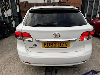 Used Toyota Avensis 2012 for sale - 78464125: Photo