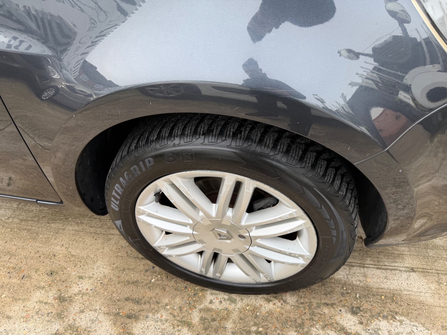 Used Hyundai Santa Fe 2011 for sale - 77588695: Photo 30