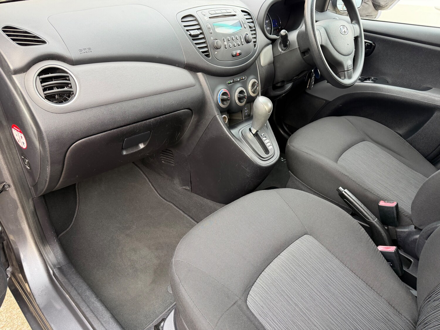 Used Hyundai i10 for sale - 77872236: Photo 11