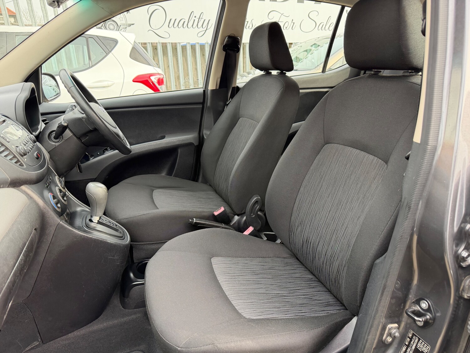 Used Hyundai i10 for sale - 77872236: Photo 14