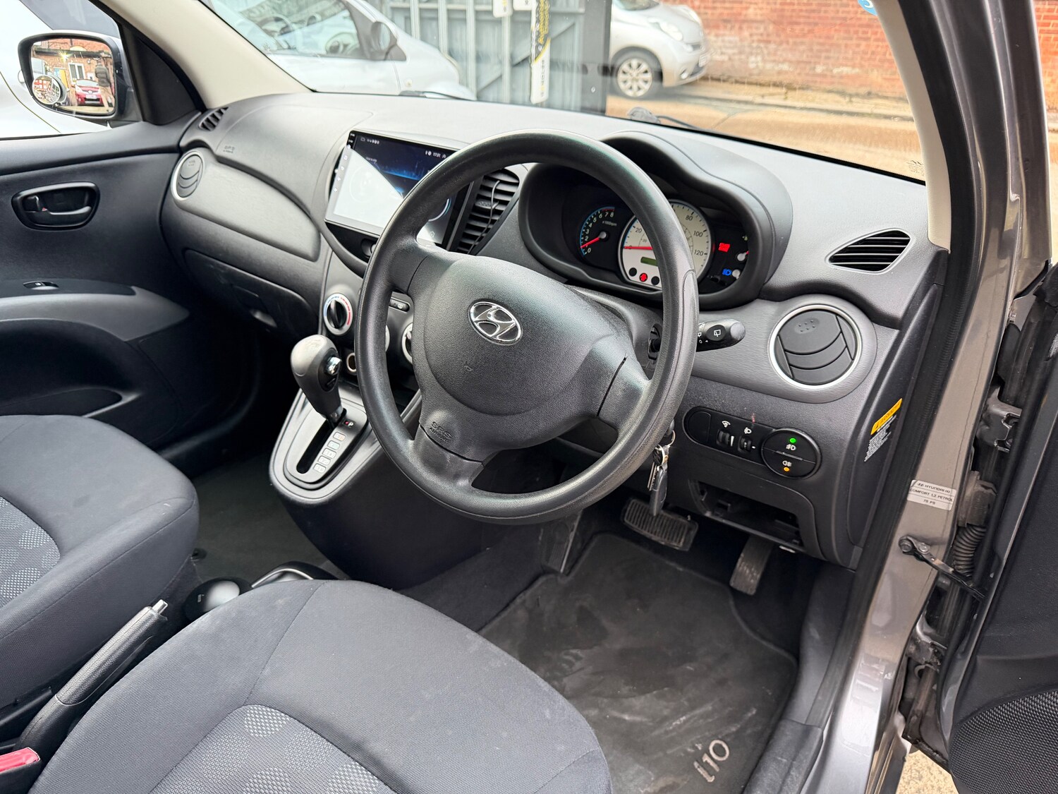 Used Hyundai i10 for sale - 77872236: Photo 20
