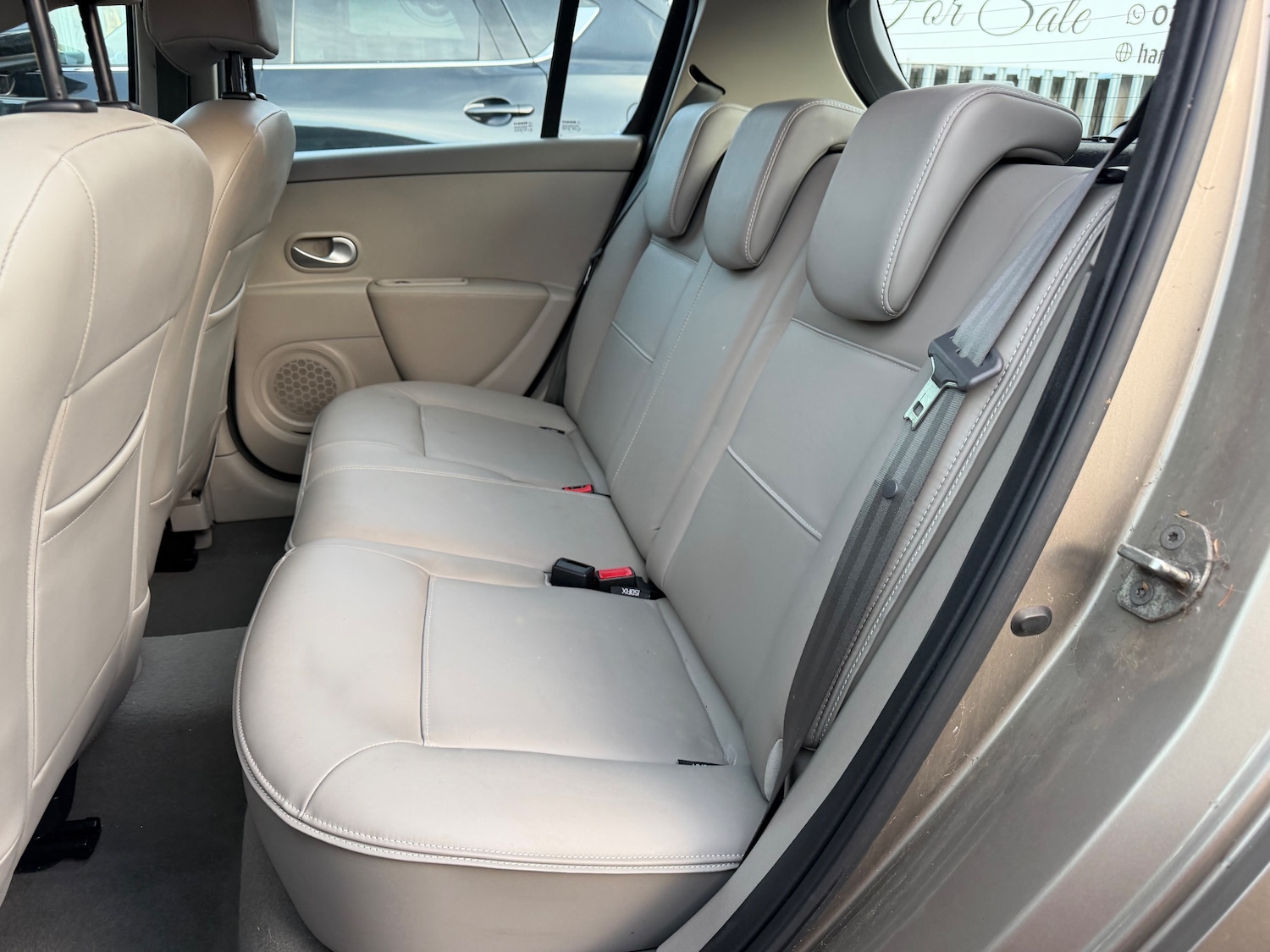 Used Renault Clio for sale - 77256559: Photo 8