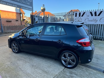 Used Toyota Auris 2012 for sale - 77122682: Photo