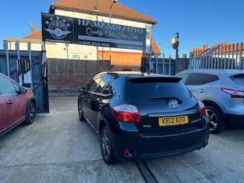 Used Toyota Auris 2012 for sale - 77122682: Photo