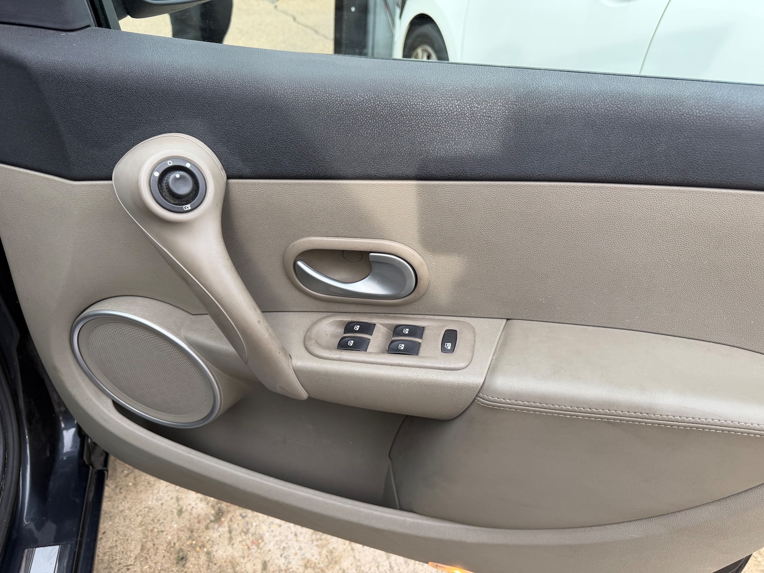 Used Renault Clio 2008 for sale - 77588696: Photo 21