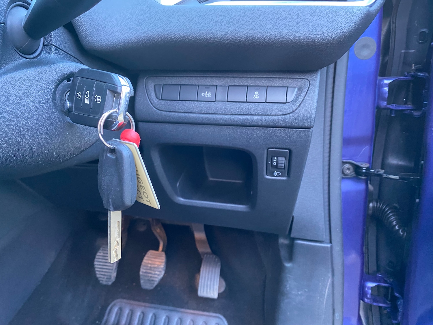 Used Peugeot 208 for sale - 77241481: Photo 14