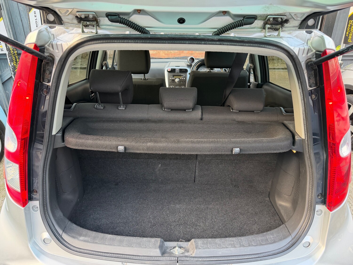 Used Suzuki Splash 2009 for sale - 77872241: Photo 28