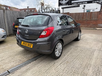 Used Vauxhall Corsa 2011 for sale - 78092399: Photo